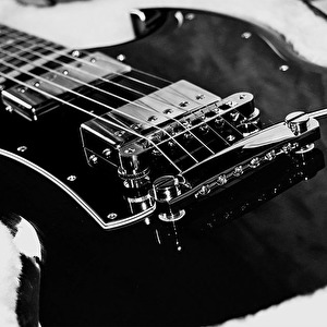 Crna gitara